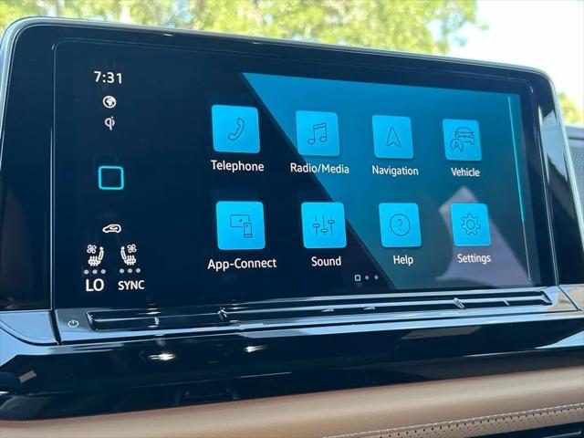 2026 Volkswagen Atlas Cross Sport SEL R-Line Black