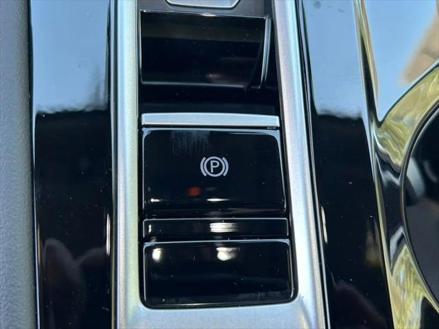 2026 Volkswagen Atlas Cross Sport SEL R-Line Black