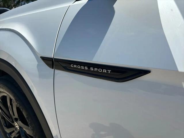 2026 Volkswagen Atlas Cross Sport SEL R-Line Black