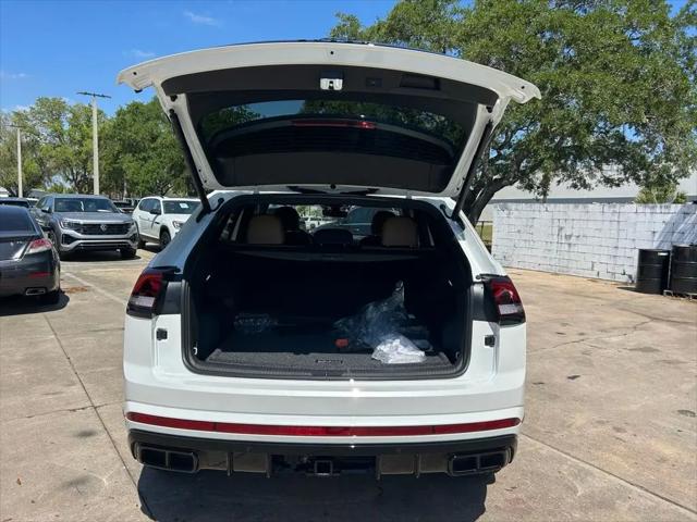 2026 Volkswagen Atlas Cross Sport SEL R-Line Black