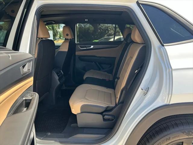 2026 Volkswagen Atlas Cross Sport SEL R-Line Black