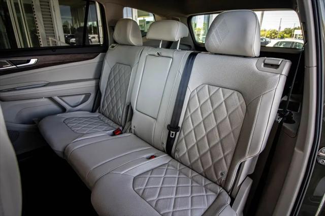 2026 Volkswagen Atlas SEL Premium R-Line