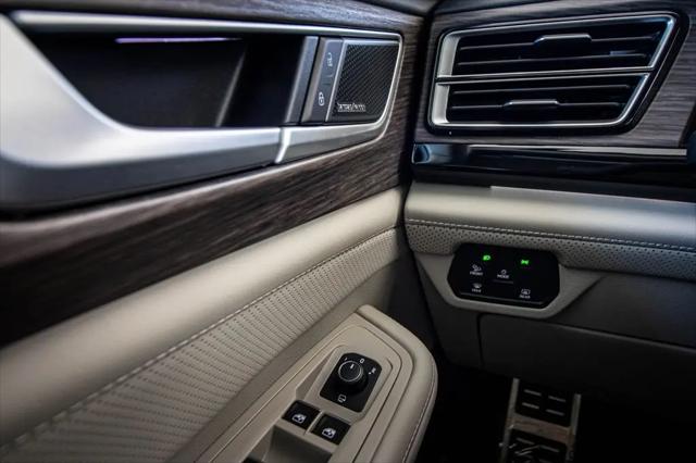 2026 Volkswagen Atlas SEL Premium R-Line