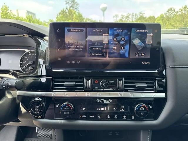 2026 Nissan Pathfinder SV