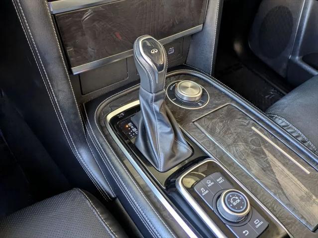 2024 INFINITI QX80 LUXE AWD