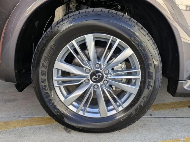 2024 INFINITI QX80 LUXE AWD