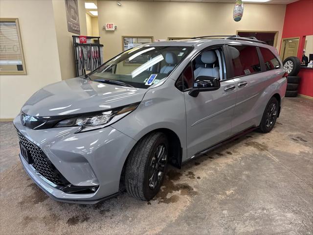 2025 Toyota Sienna XSE