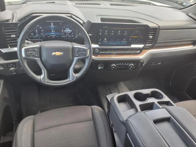 2023 Chevrolet Silverado 1500 4WD Crew Cab Short Bed LT with 2FL