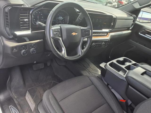 2023 Chevrolet Silverado 1500 4WD Crew Cab Short Bed LT with 2FL