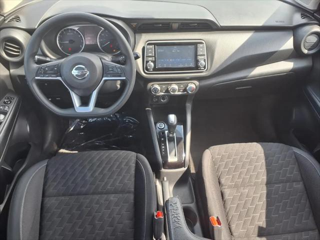 2021 Nissan Kicks S Xtronic CVT
