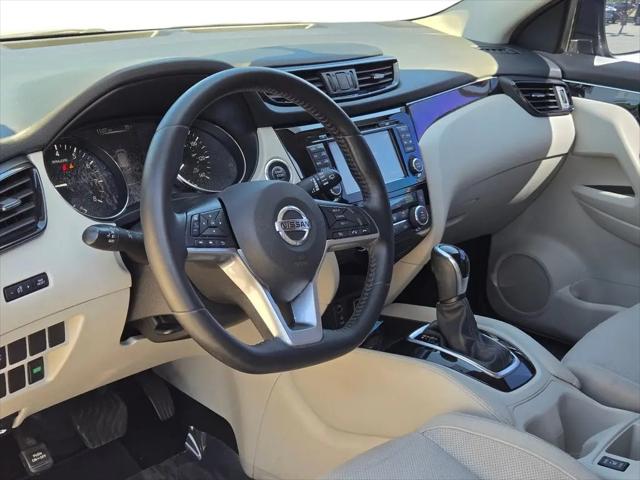 2017 Nissan Rogue Sport SL