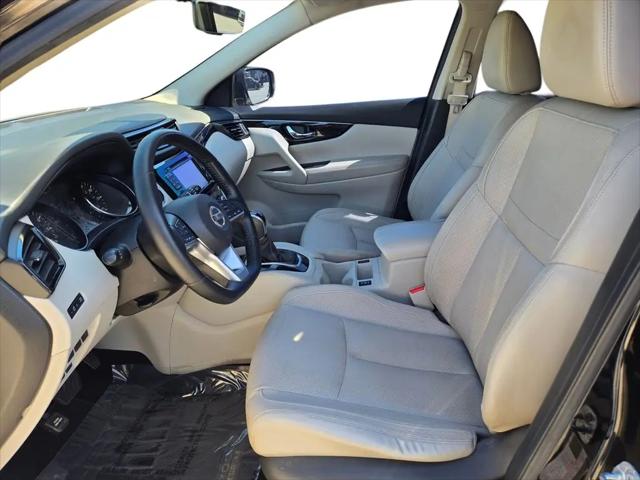 2017 Nissan Rogue Sport SL