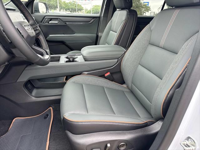 2026 GMC Acadia AT4 AWD