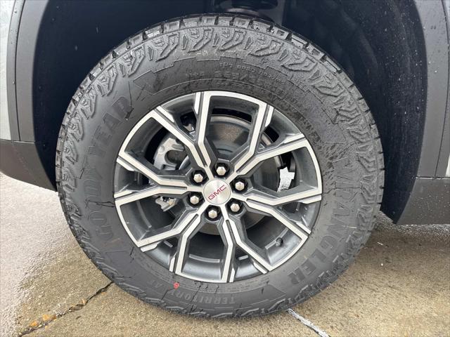 2026 GMC Acadia AT4 AWD