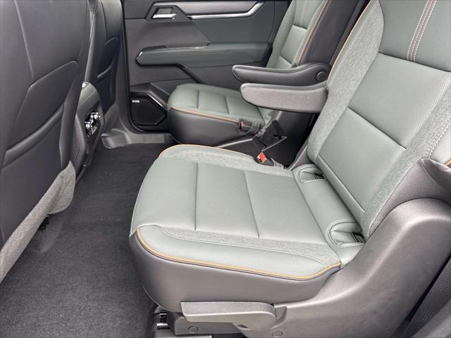 2026 GMC Acadia AT4 AWD