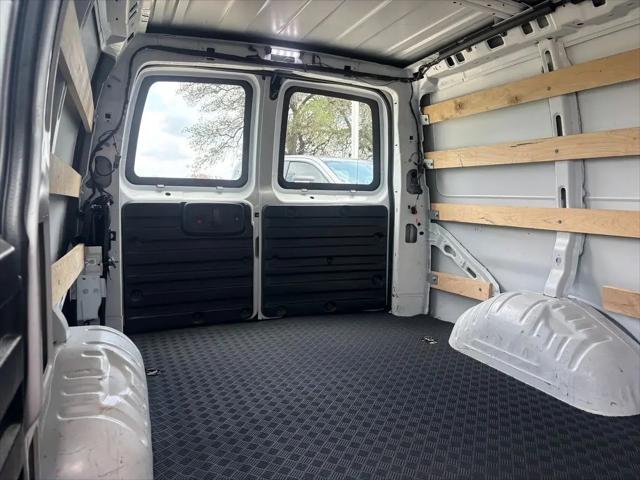 2024 GMC Savana Cargo RWD 2500 Regular Wheelbase Work Van