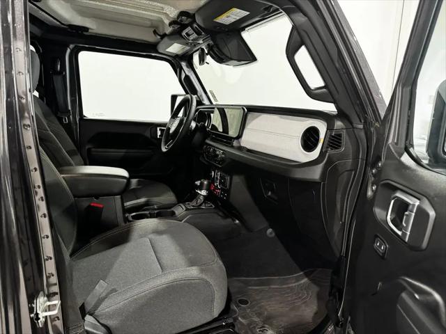 2025 Jeep Wrangler 4-Door Willys 4x4