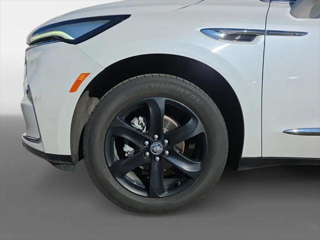 2023 Buick Enclave Essence AWD