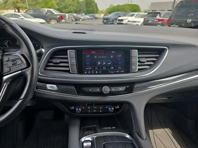 2023 Buick Enclave Essence AWD