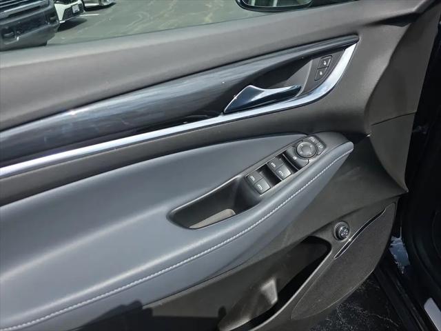 2023 Buick Enclave Essence AWD