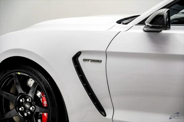 2016 Ford GT Shelby GT350R