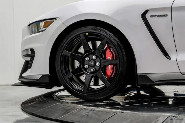 2016 Ford GT Shelby GT350R