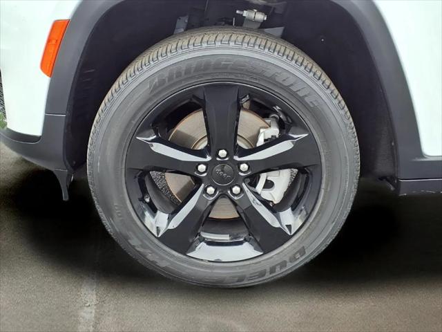 2024 Jeep Grand Cherokee L Altitude 4x4