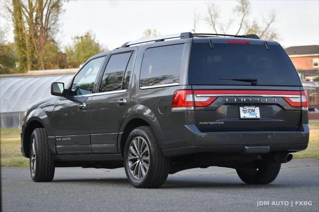 2017 Lincoln Navigator Select