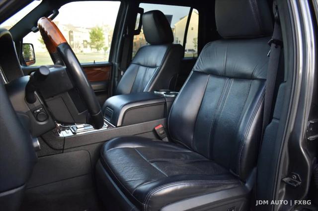 2017 Lincoln Navigator Select
