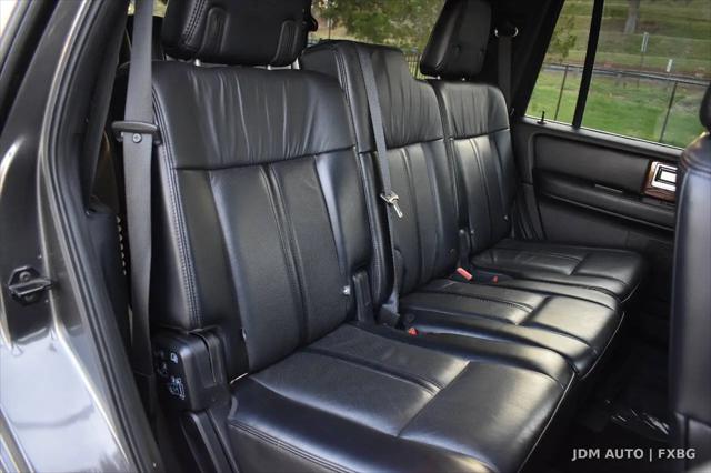 2017 Lincoln Navigator Select