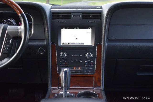 2017 Lincoln Navigator Select