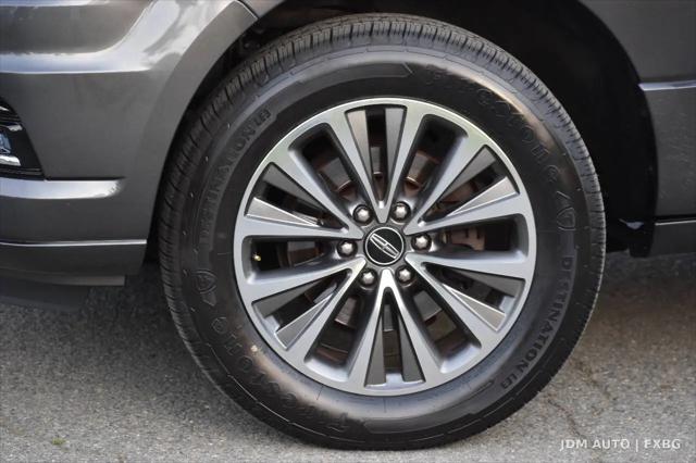 2017 Lincoln Navigator Select