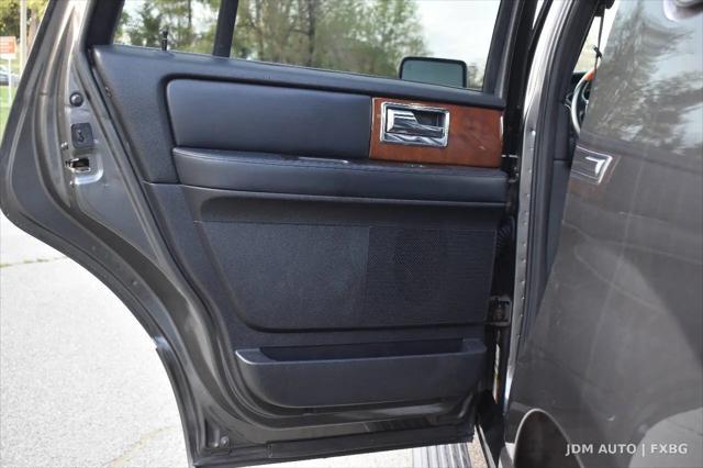 2017 Lincoln Navigator Select