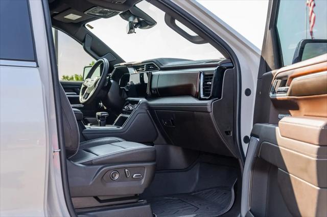 2024 GMC Sierra 1500 4WD Crew Cab Short Box Denali