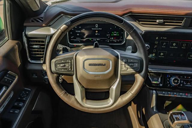 2024 GMC Sierra 1500 4WD Crew Cab Short Box Denali