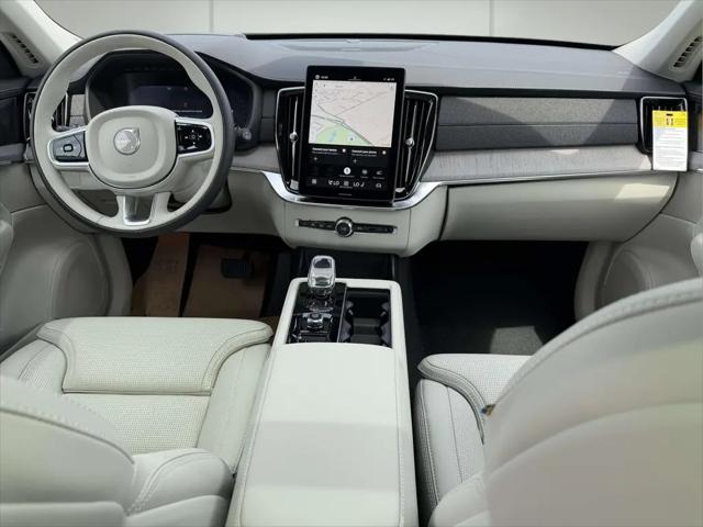 2026 Volvo XC90 Ultra Dark Theme, B6 AWD Gas (mild hybrid), Gasoline, 7 Seats