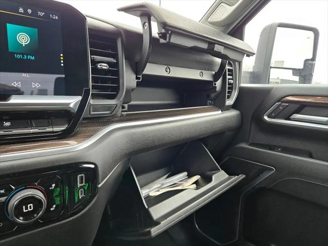 2025 Chevrolet Silverado 2500HD 4WD Crew Cab Long Bed LT