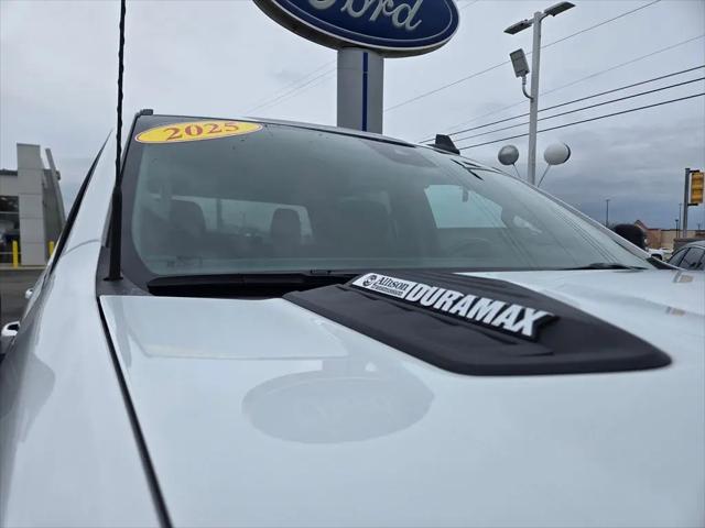2025 Chevrolet Silverado 2500HD 4WD Crew Cab Long Bed LT