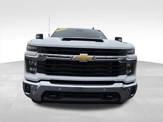 2025 Chevrolet Silverado 2500HD 4WD Crew Cab Long Bed LT