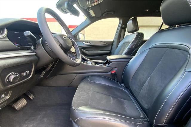 2023 Jeep Grand Cherokee L Altitude 4x4