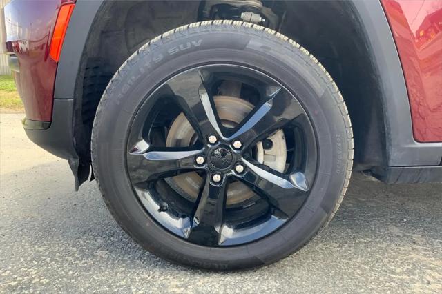2023 Jeep Grand Cherokee L Altitude 4x4