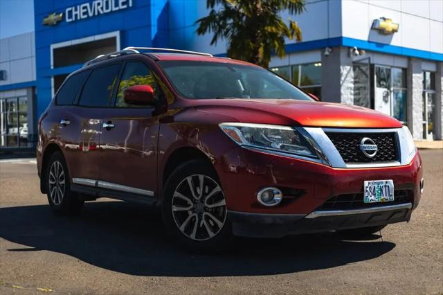 2015 Nissan Pathfinder SL for sale in Newberg, OR