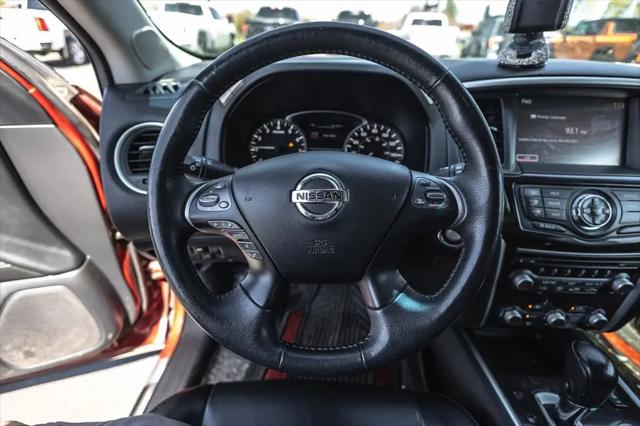 2015 Nissan Pathfinder SL