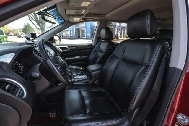 2015 Nissan Pathfinder SL