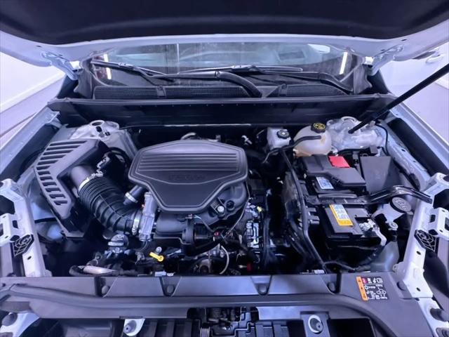 2023 GMC Acadia AWD AT4