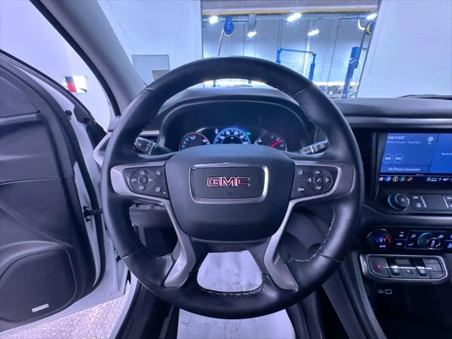2023 GMC Acadia AWD AT4