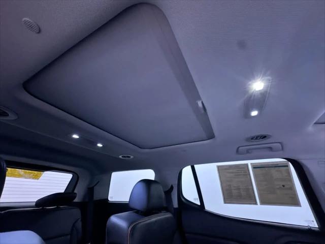 2023 GMC Acadia AWD AT4