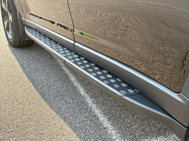 2024 Jeep Grand Cherokee L Altitude X 4x4