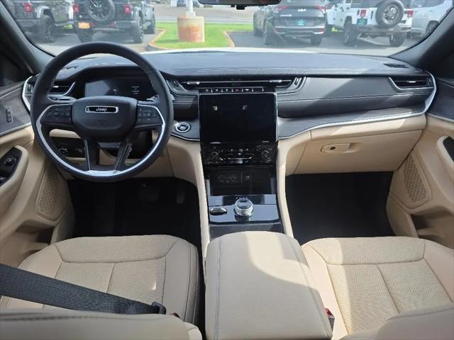 2025 Jeep Grand Cherokee Limited 4x4