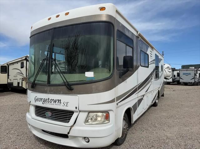 2006 Ford F-53 Base